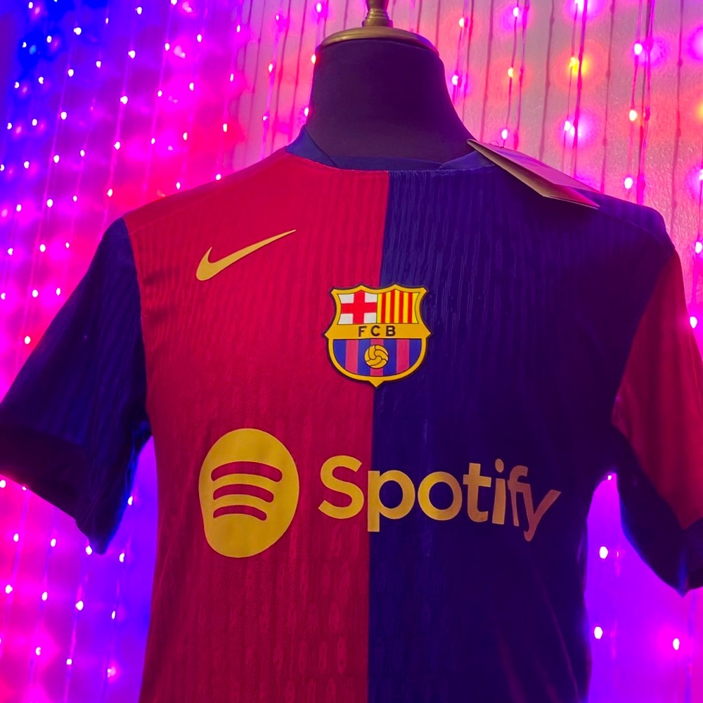 Nike Barcelona Home Soccer Jersey Red and Blue
⚽️⚽️⚽️